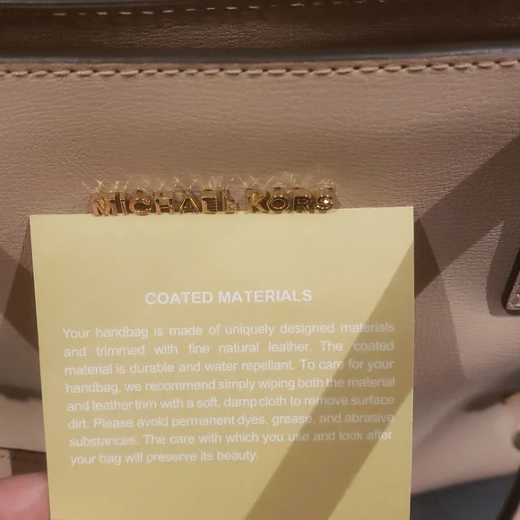 ❣️💫MARK DOWN💫❣️ Michael Kors pink bag - Picture 13 of 15